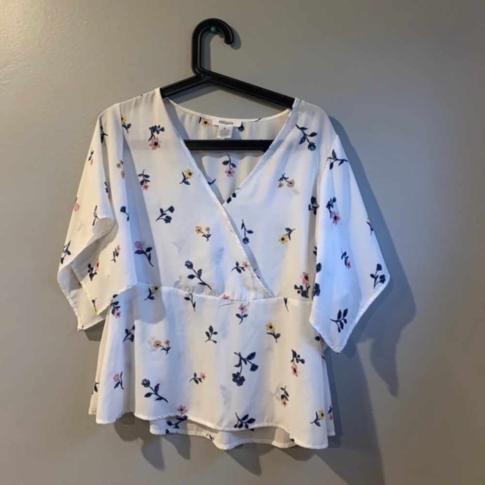 Persaya | floral top